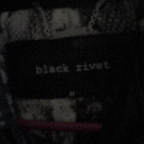 Rivet black leather jacket - Picture 3 of 4